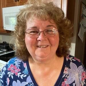 Meet your Posher, Edwina